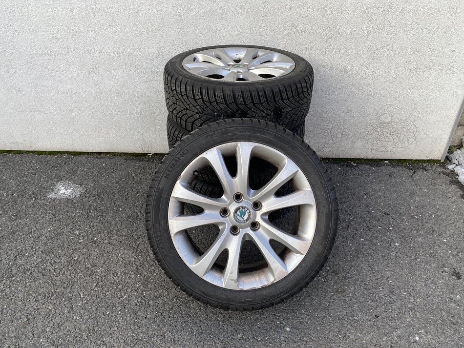 Škoda Superb II 2.0 TDi Ambition