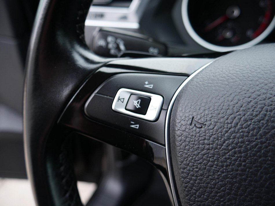 Volkswagen Tiguan 1.4 TSi 