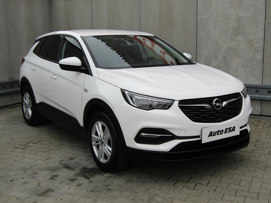 Opel Grandland X 1.2 PT 