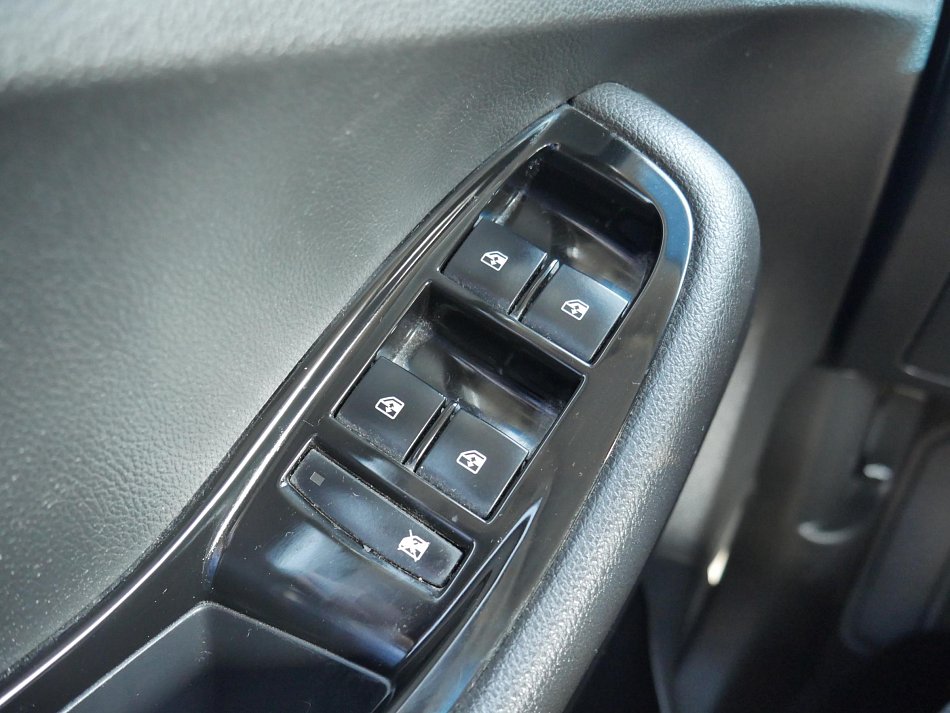 Chevrolet Orlando 1.8 i + LPG 