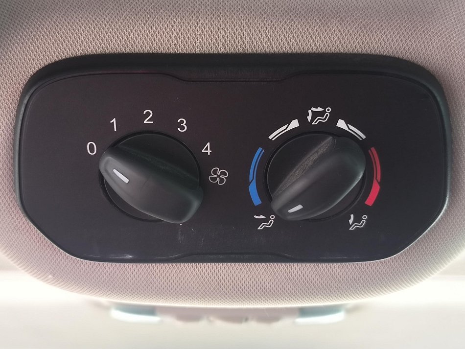 Ford Tourneo Custom 2.2TDCi Limited