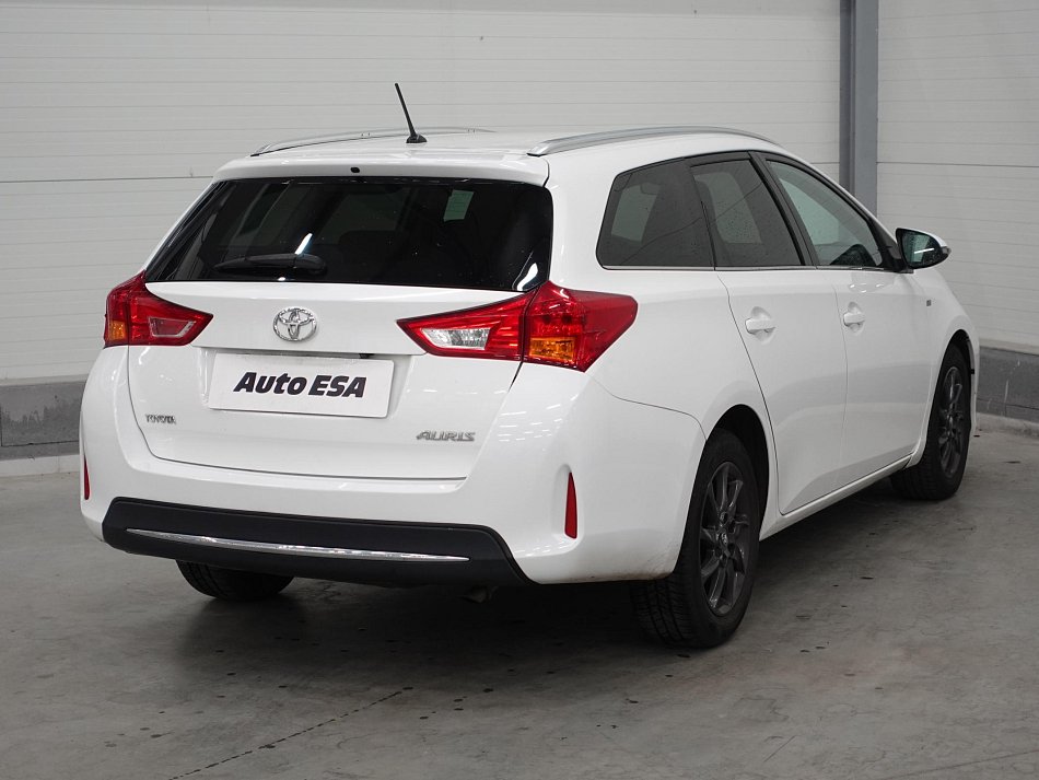 Toyota Auris 1.4D 