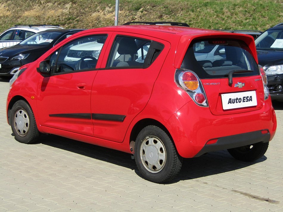 Chevrolet Spark 1.0i 