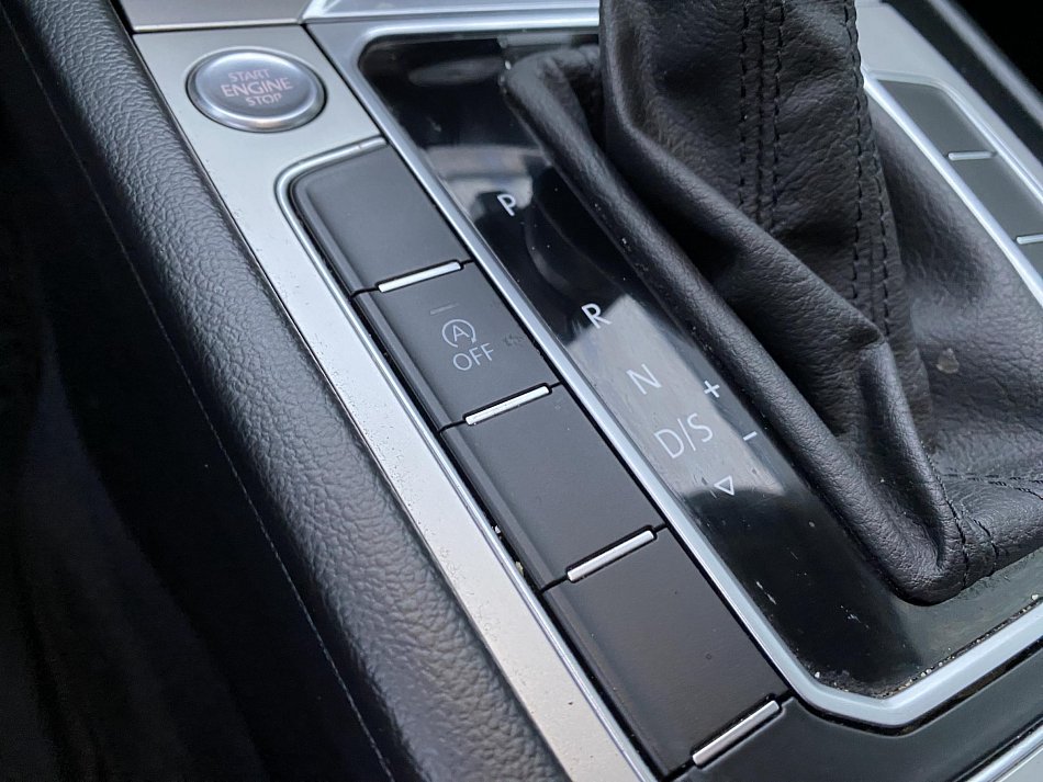 Volkswagen Passat 2.0 TDi 