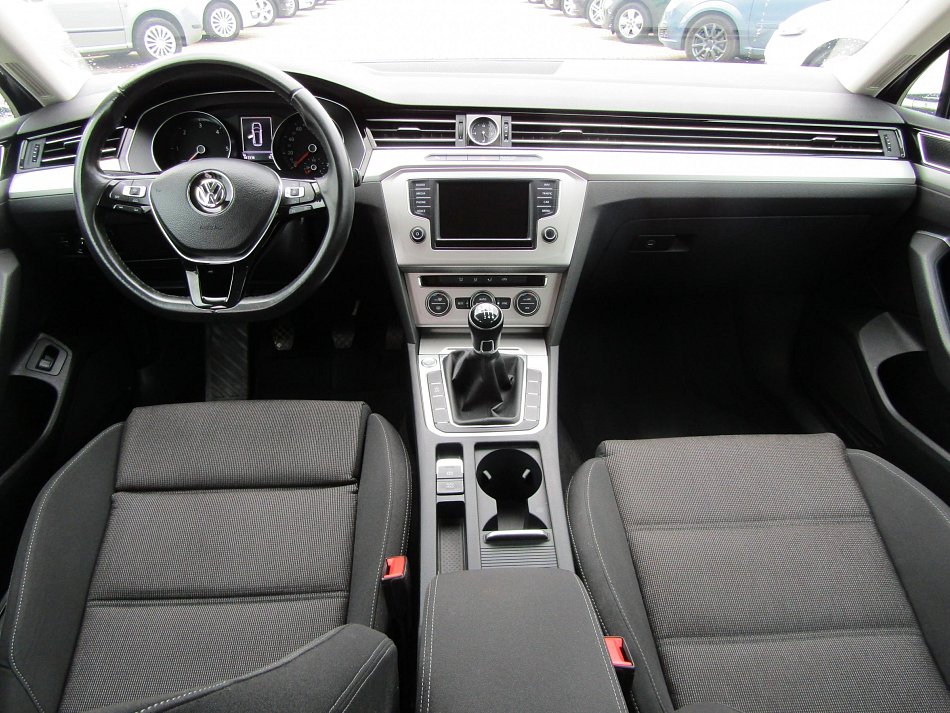 Volkswagen Passat 2.0 TDi 