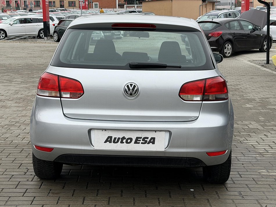 Volkswagen Golf 1.6 