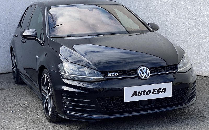 Volkswagen Golf 2.0 TDi 