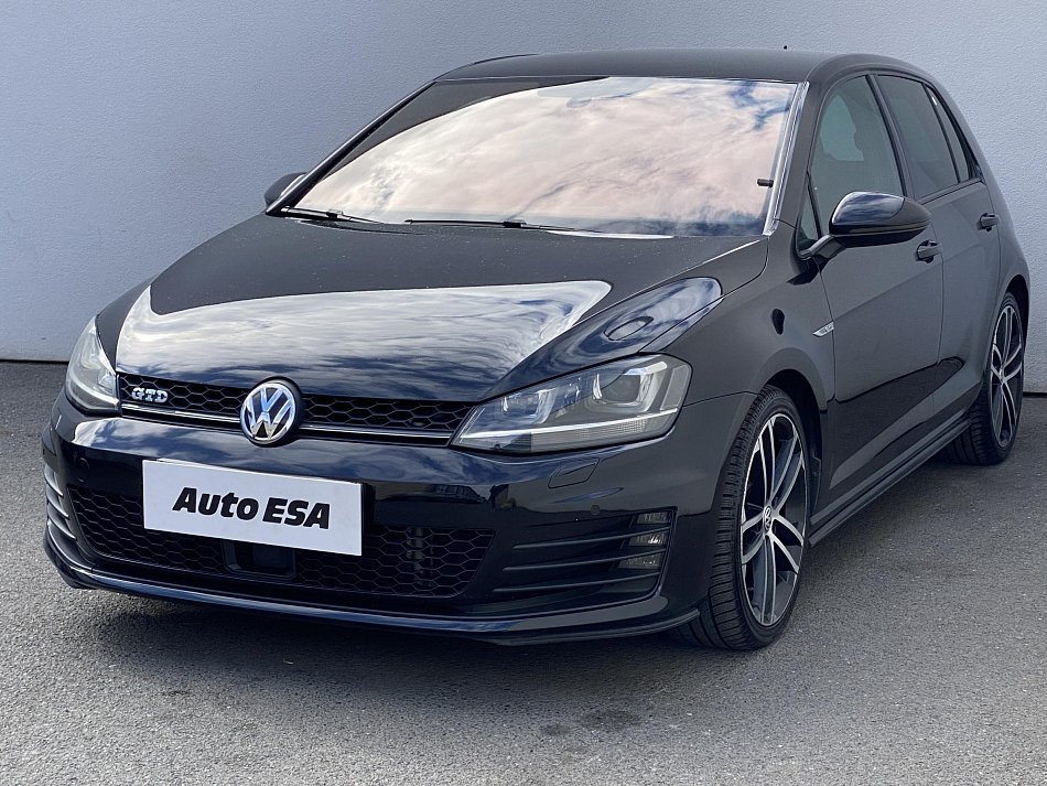 Volkswagen Golf 2.0 TDi 