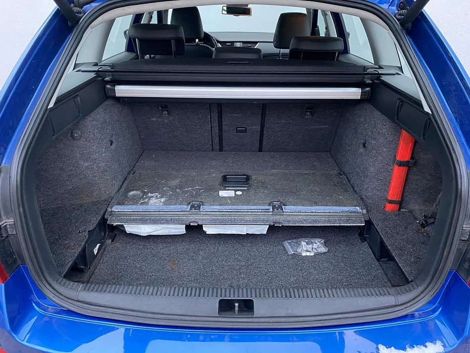 Škoda Octavia III 2.0 TDi Elegance