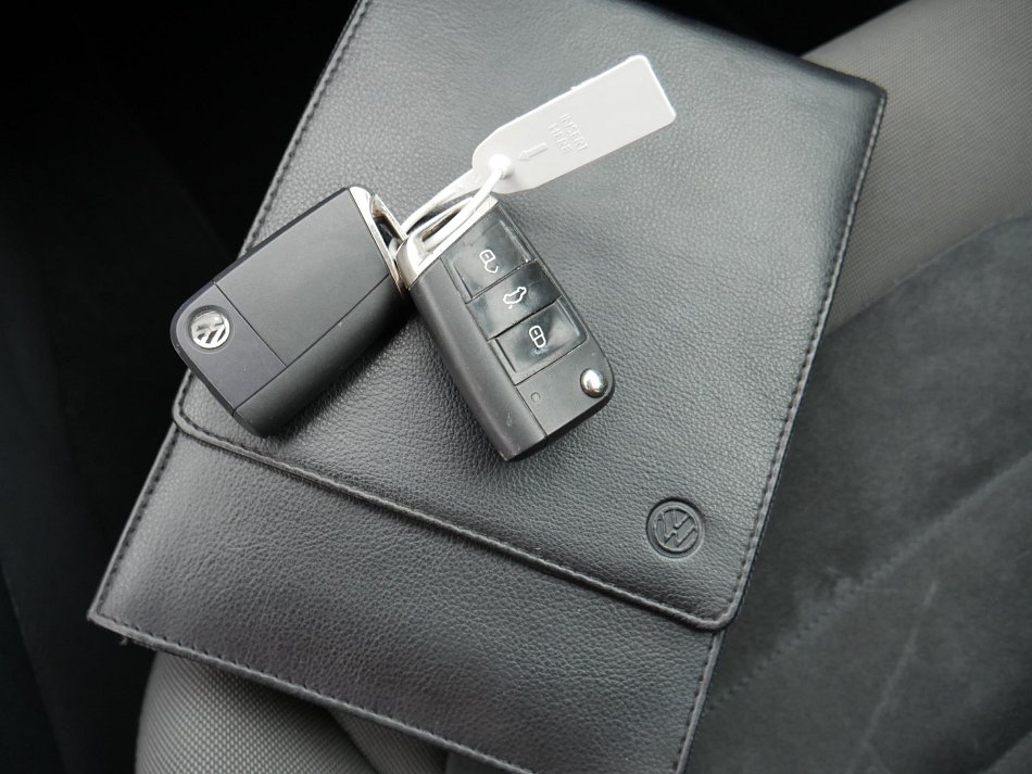 Volkswagen Golf 1.4 TSi 