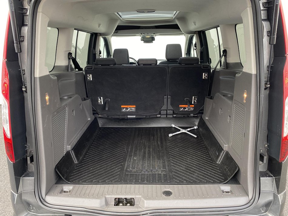 Ford Tourneo Connect 1.5TDCi Titanium MAXi XL