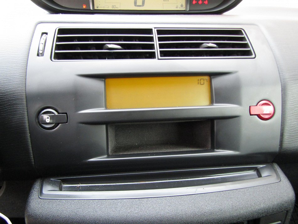 Citroën C4 1.4i 16V 