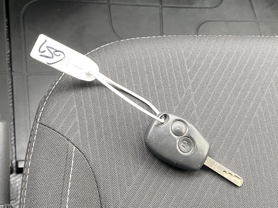 Renault Trafic 2.0dCi Cool L2H1