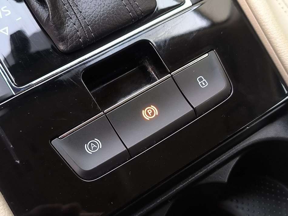 Škoda Superb III 1.6 TDi Style