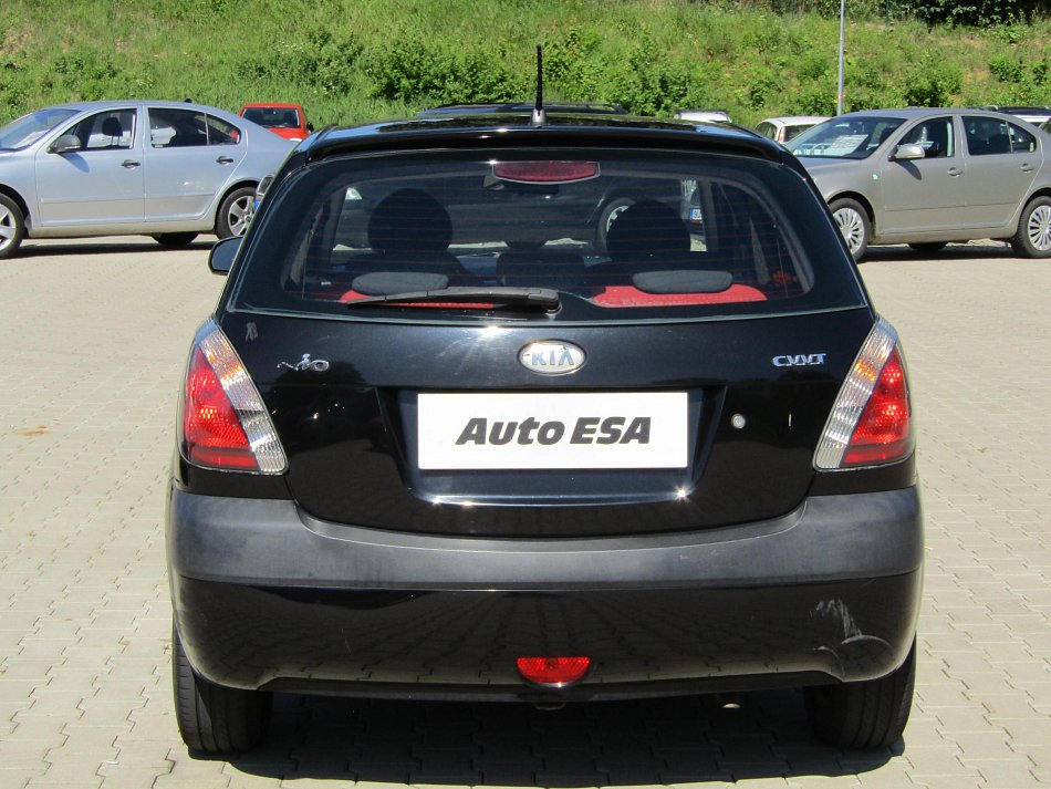 Kia Rio 1.6 i 