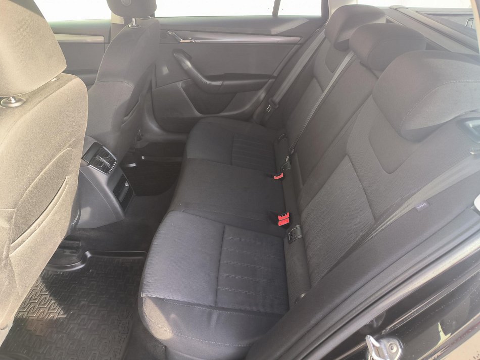 Škoda Octavia III 2.0TDi Style