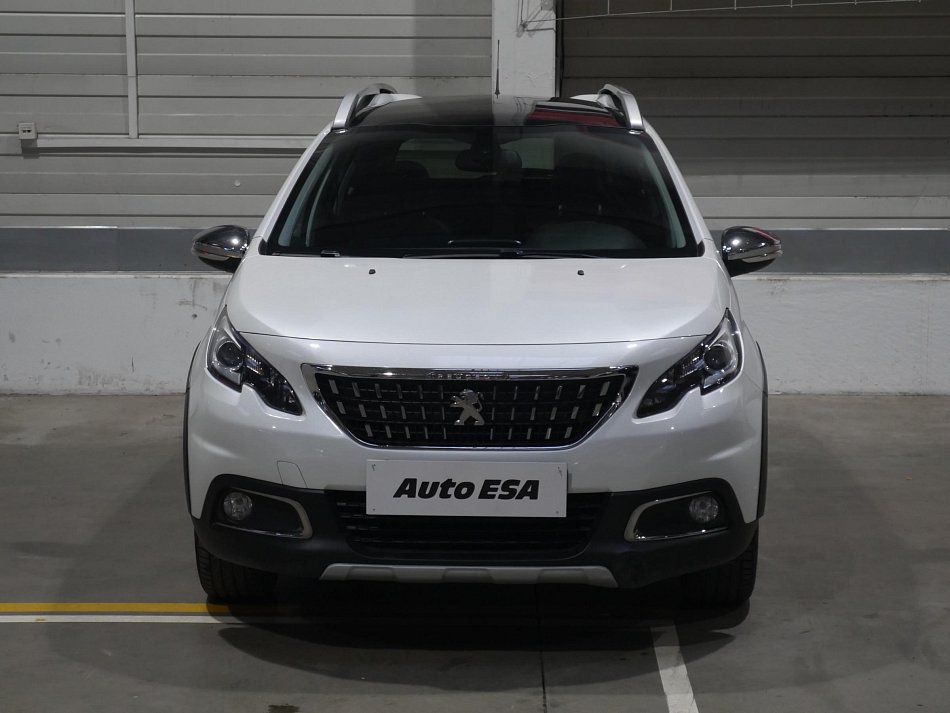 Peugeot 2008 1.2 PT Crossway