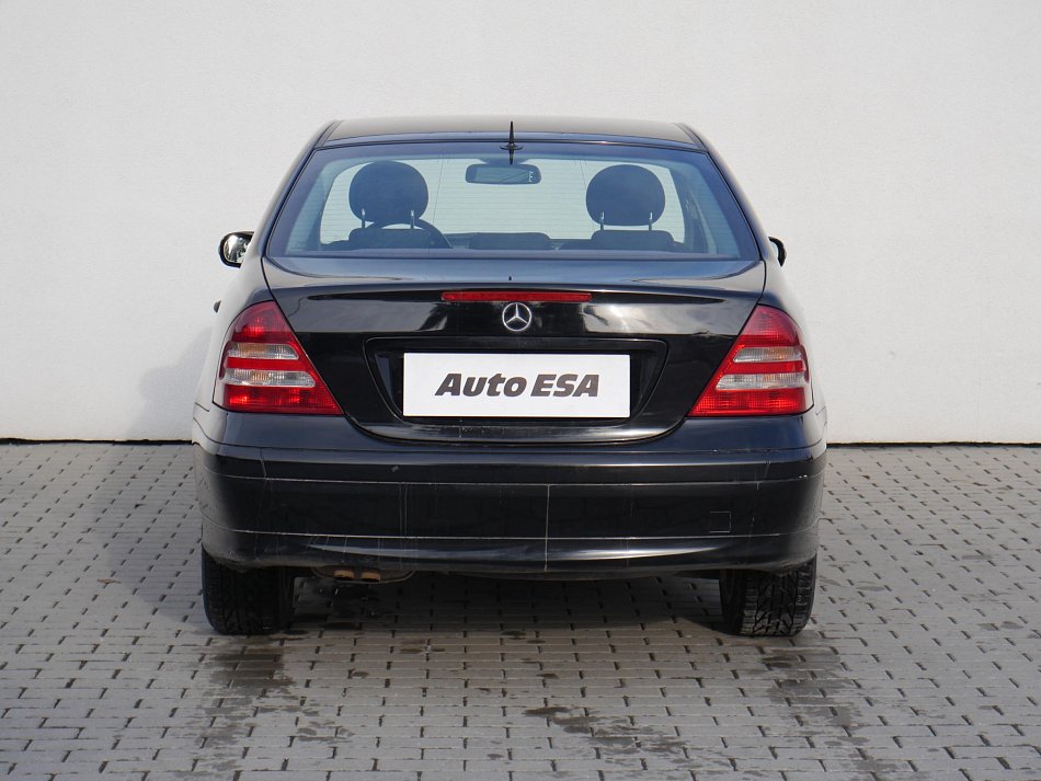 Mercedes-Benz Třída C 2.2 CDi  C220