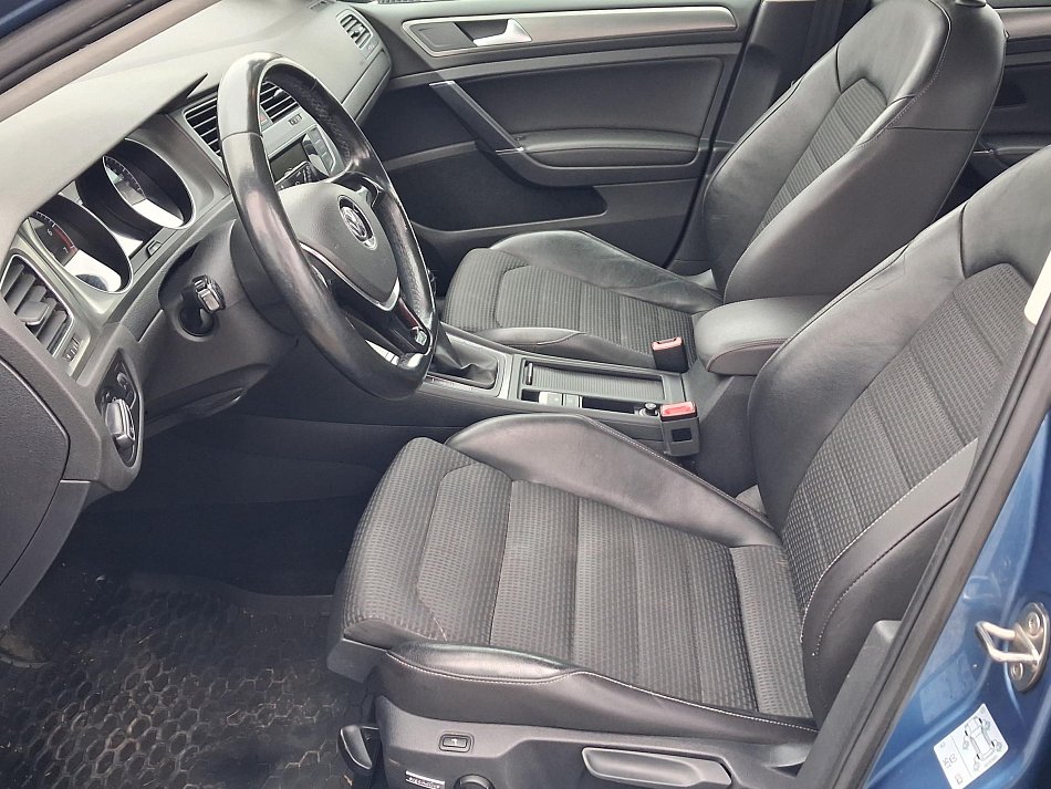 Volkswagen Golf 1.2TSI 