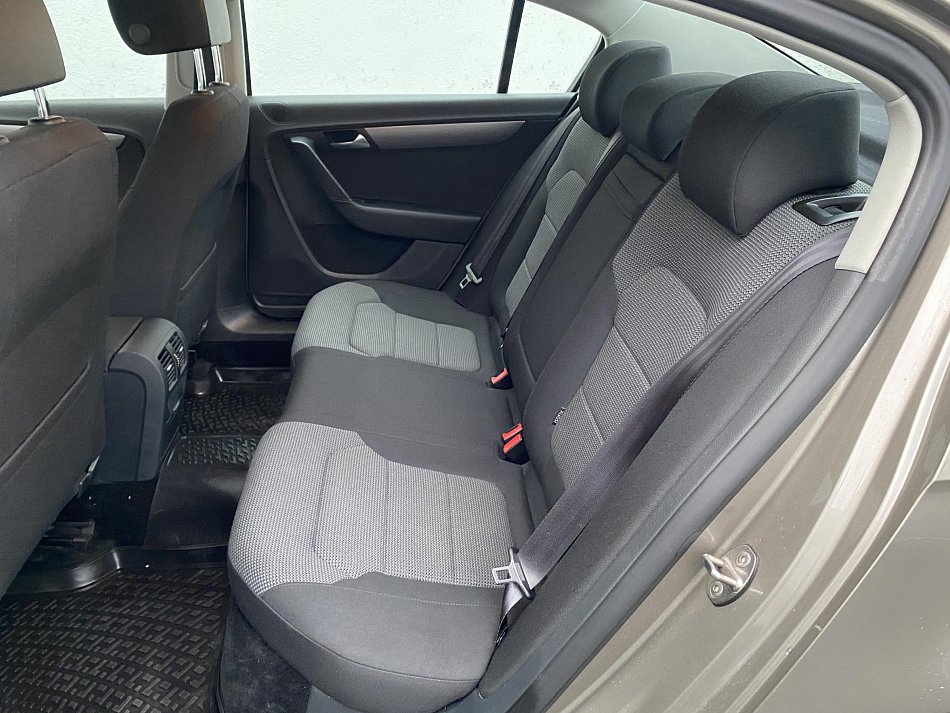 Volkswagen Passat 2.0 TDi Comfortline