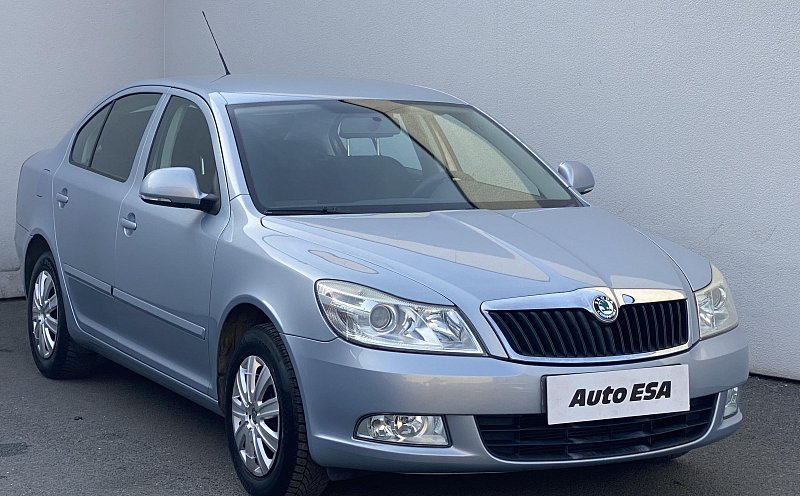 Škoda Octavia II 1.6 MPi Ambiente