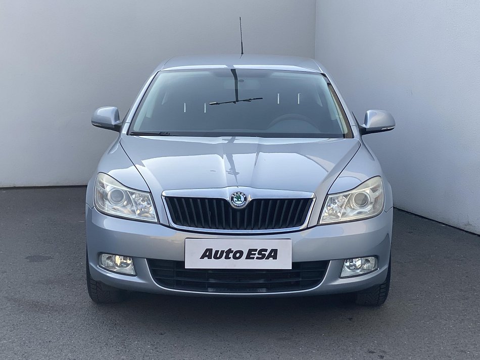 Škoda Octavia II 1.6 MPi Ambiente