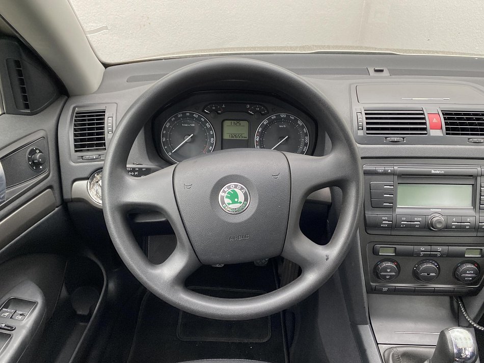 Škoda Octavia II 1.6MPi 