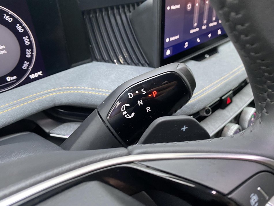 Škoda Superb IV 2.0 TDi Selection