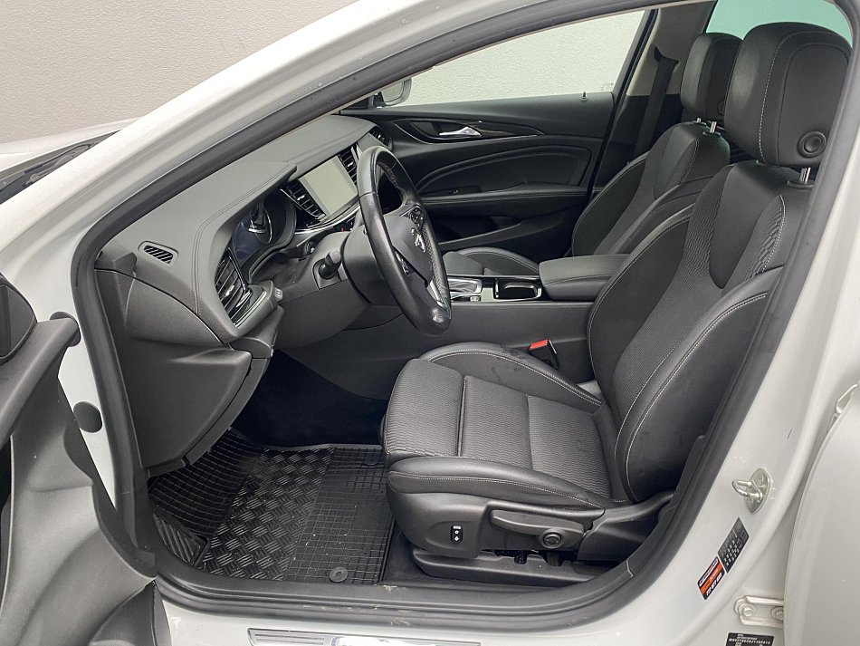 Opel Insignia 2.0 T  4x4