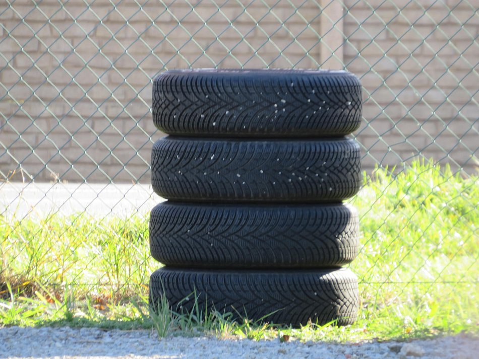 Mitsubishi Colt 1.3i 