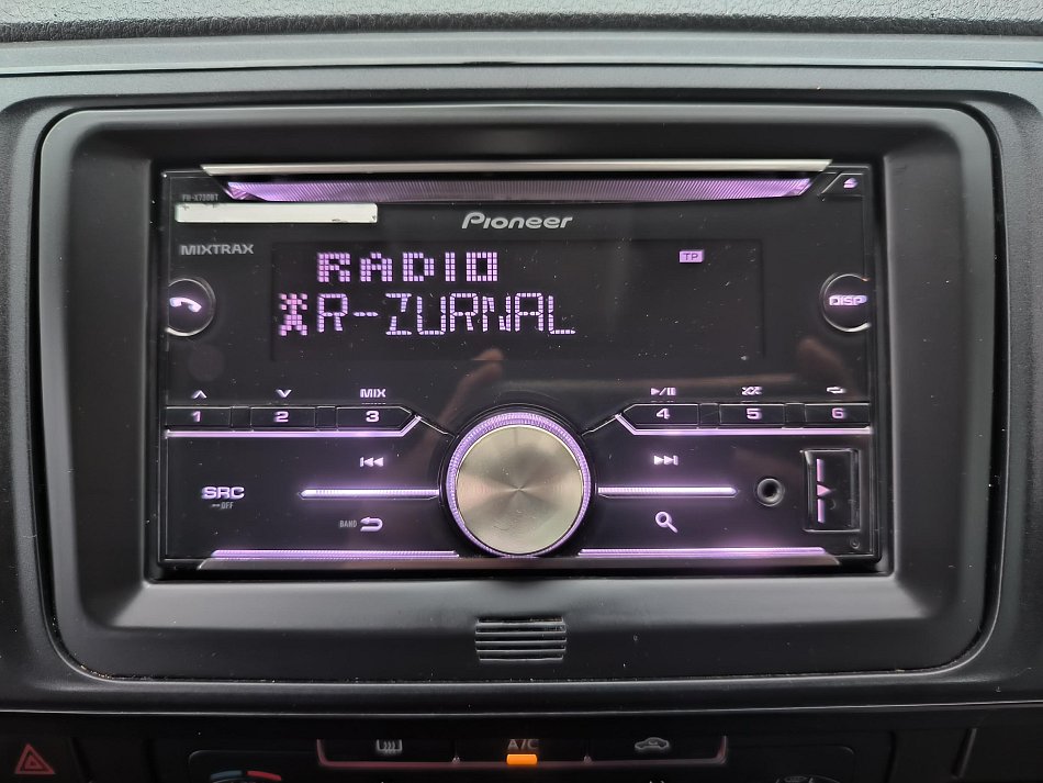 Volkswagen Transporter 2.0TDi  T6 L2 9míst