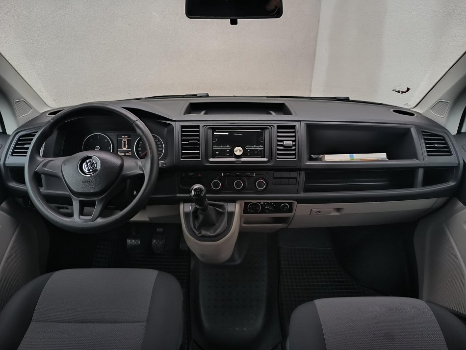 Volkswagen Transporter 2.0TDi  T6 L2 9míst