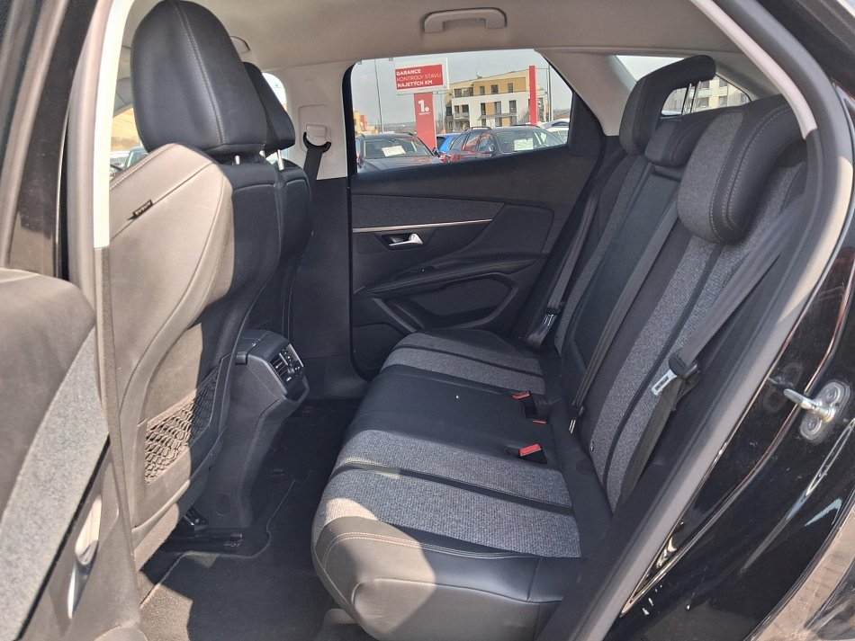 Peugeot 3008 1.5 HDi Allure