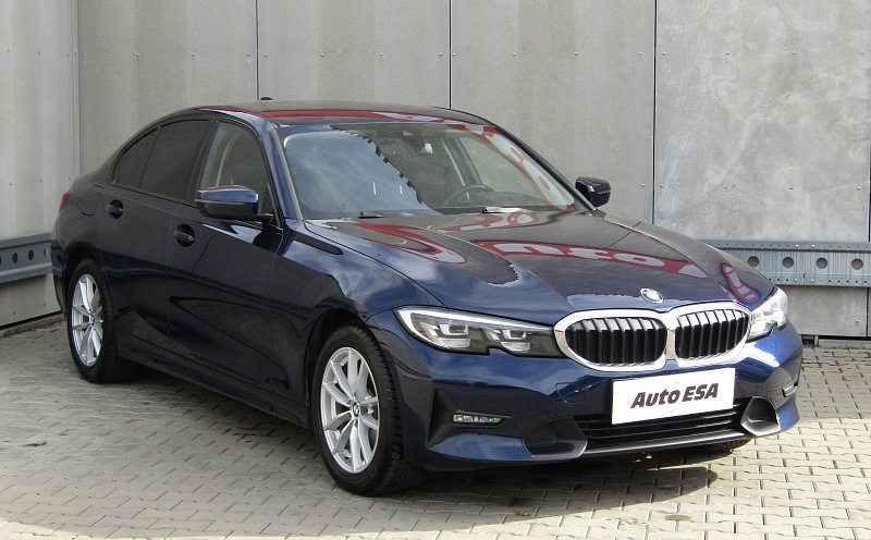BMW Řada 3 2.0 D Sport Line 320d xDrive