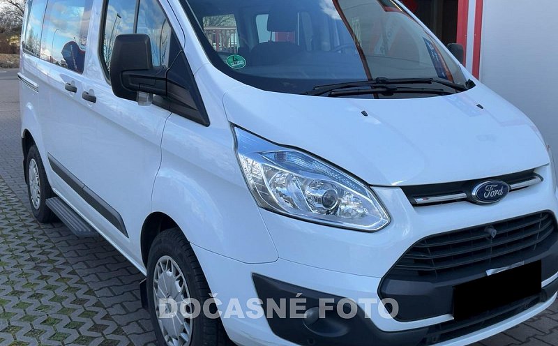 Ford Transit Custom 2.2TDCi Trend 8míst