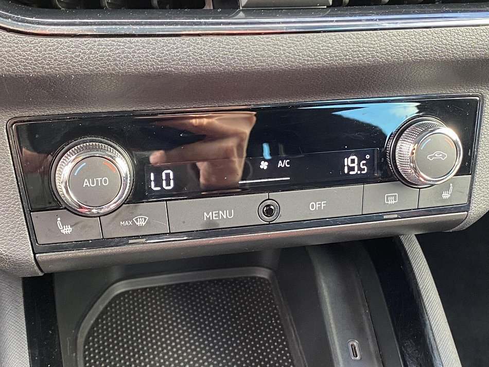 Škoda Kamiq 1.5TSi Monte Carlo