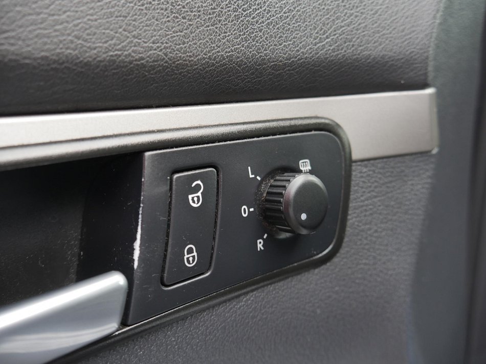 Volkswagen Touran 1.9 TDi 