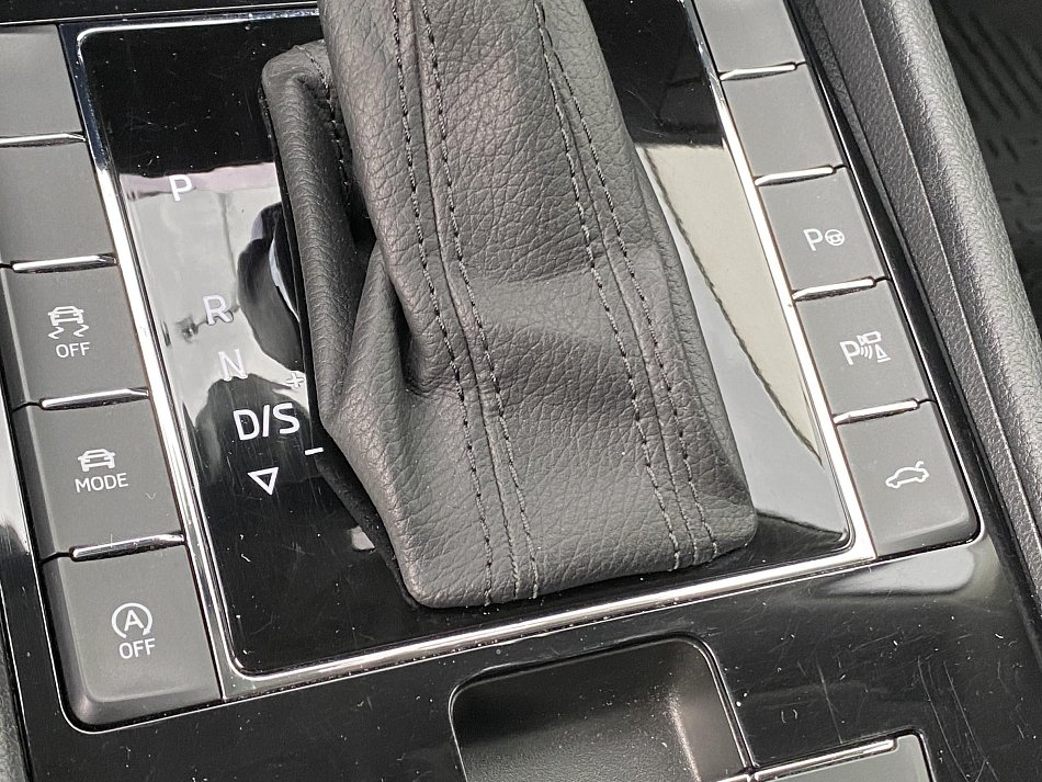 Škoda Superb III 2.0 TDi L&K