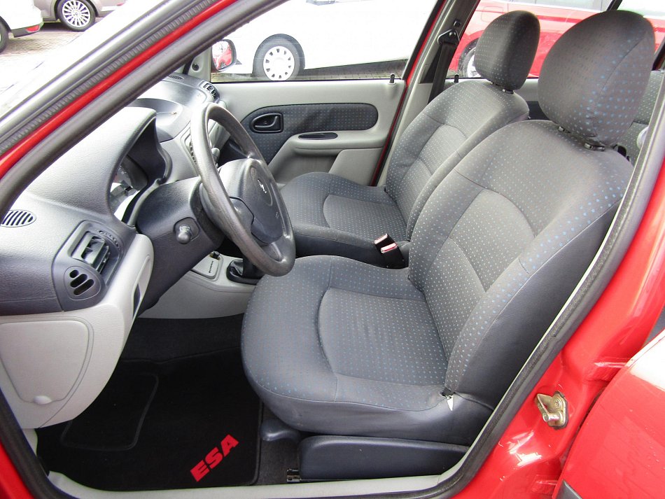 Renault Thalia 1.4 i 16V 