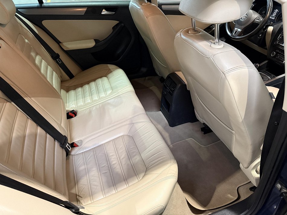 Volkswagen Jetta 1.4TSi 