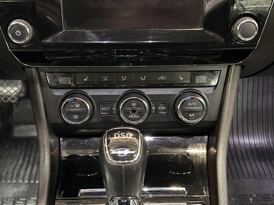 Škoda Superb III 2.0 TDi  4x4