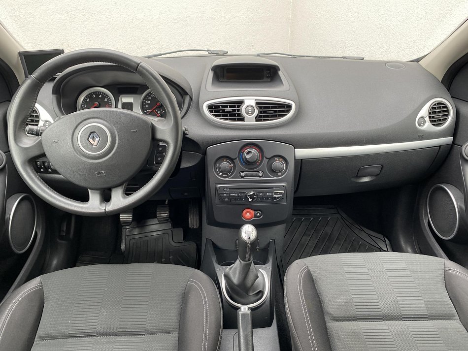 Renault Clio 1.2 16V 