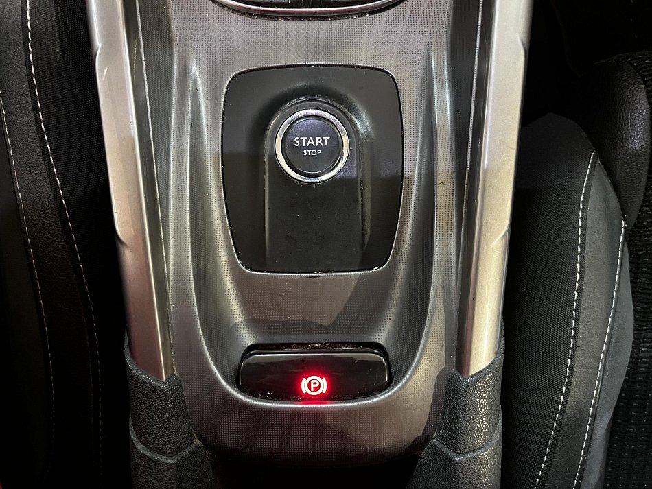 Citroën C4 2.0 HDi Shine