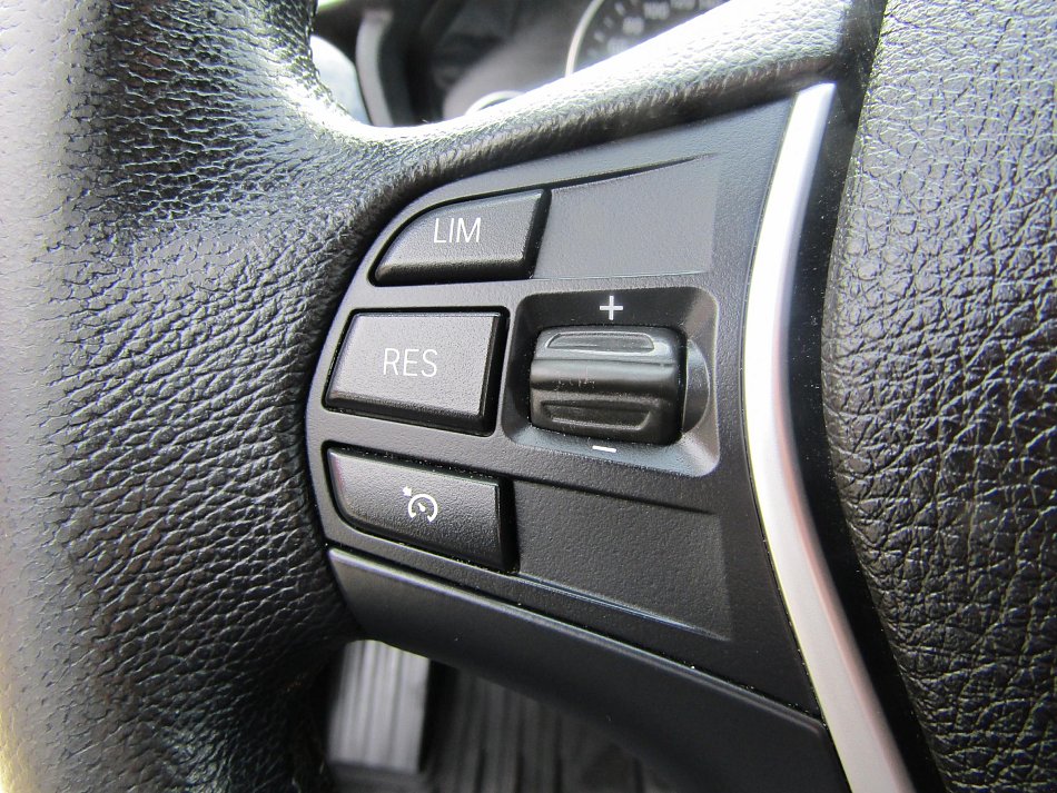 BMW Řada 3 320 XD  xD