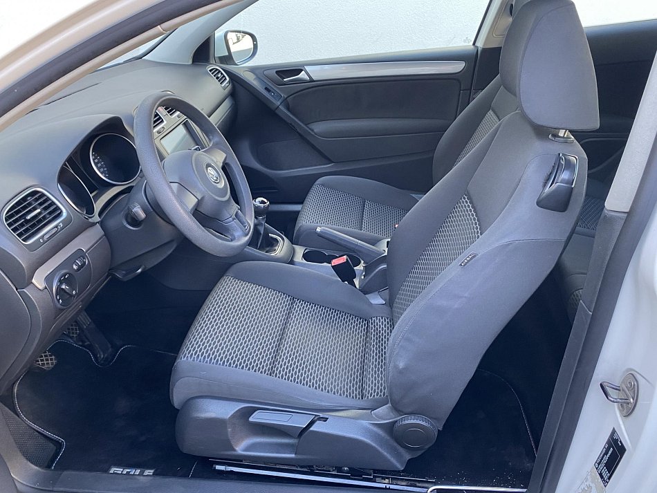 Volkswagen Golf 1.6i Trendline