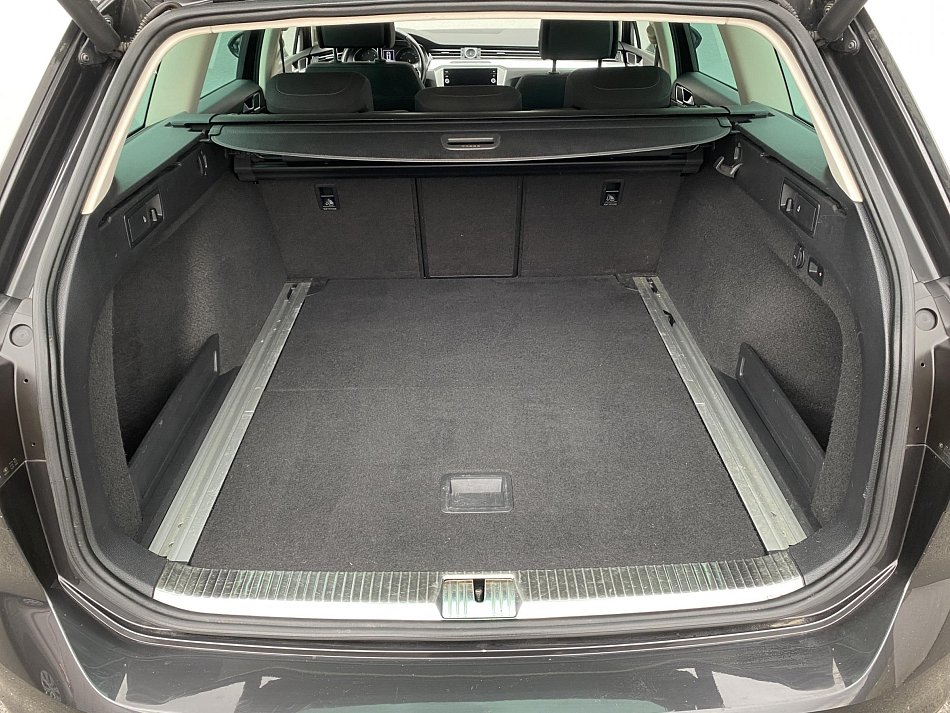 Volkswagen Passat 2.0TDi 