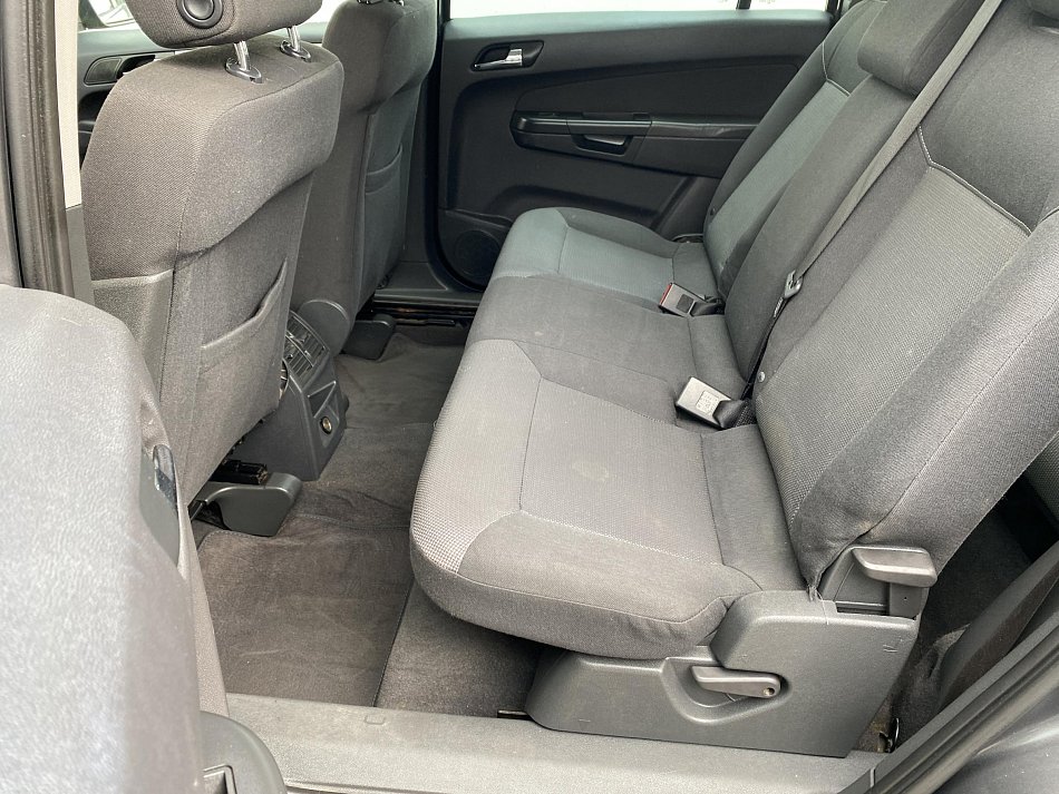 Opel Zafira 1.7 CDTi Edition111 7míst