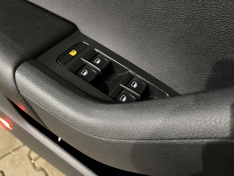 Škoda Octavia III 1.6TDi Elegance