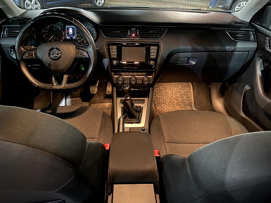 Škoda Octavia III 1.6TDi Elegance