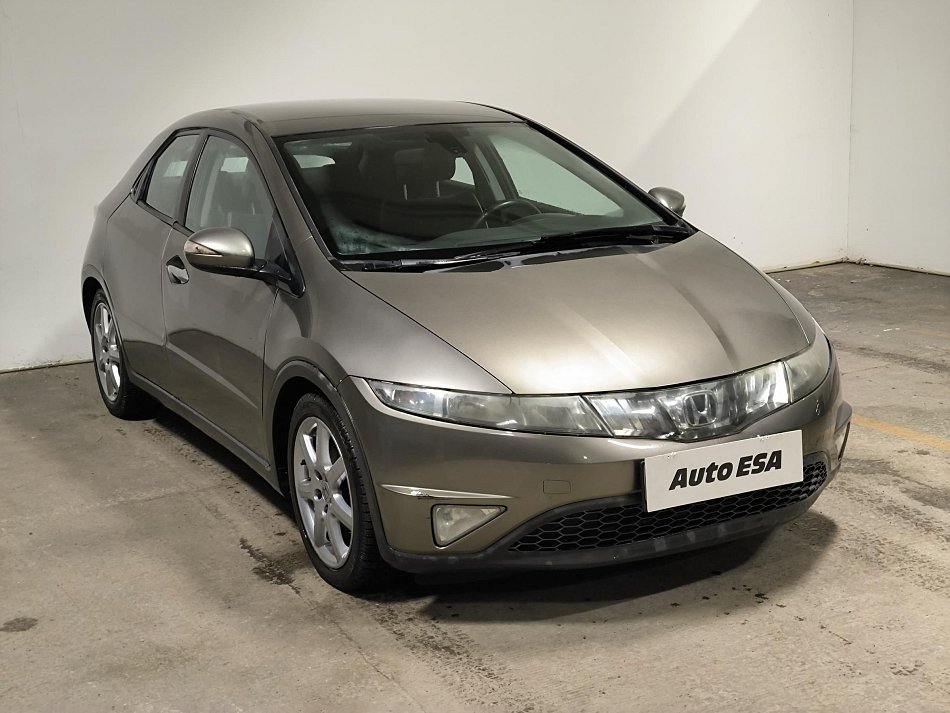 Honda Civic 1.8 i-VTEC 